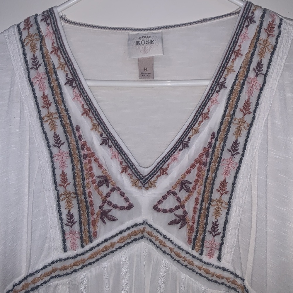 Embroidered top - Picture 2 of 2